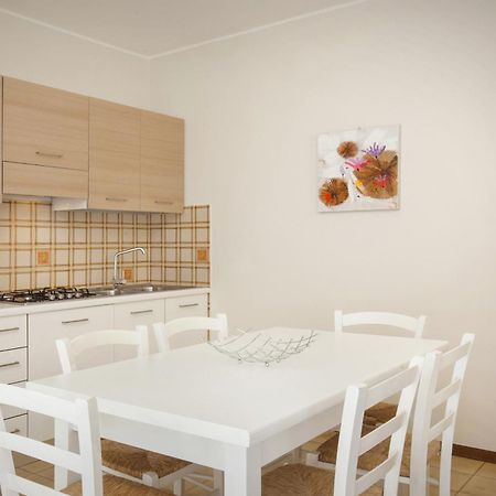 Apartment Rosa Cinderella Lazise Bagian luar foto
