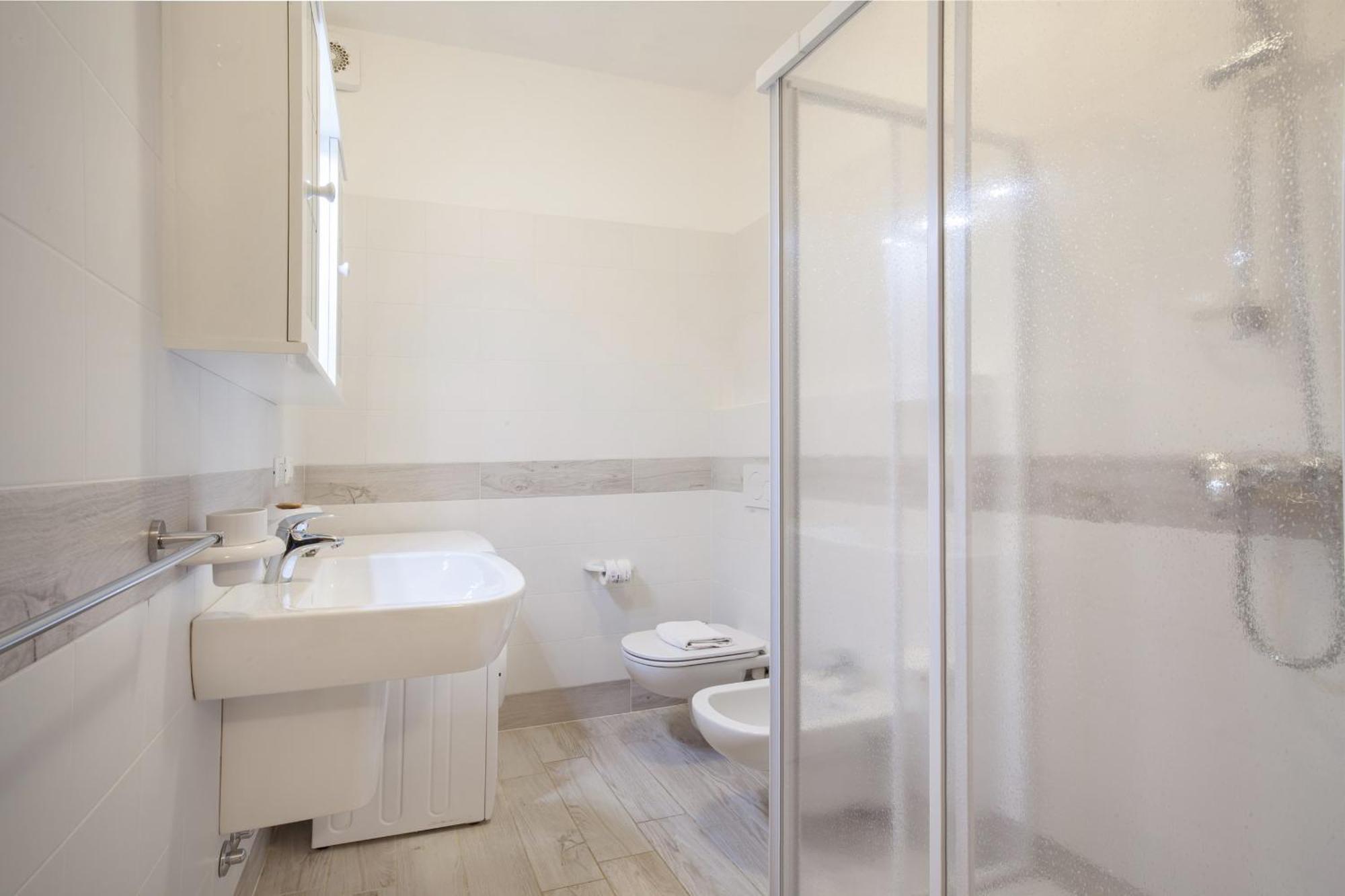 Apartment Rosa Cinderella Lazise Bagian luar foto