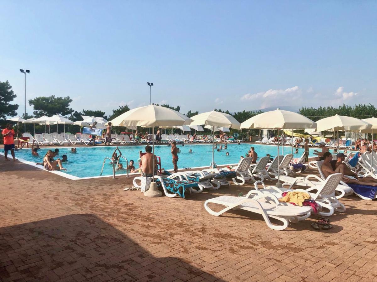 Apartment Rosa Cinderella Lazise Bagian luar foto