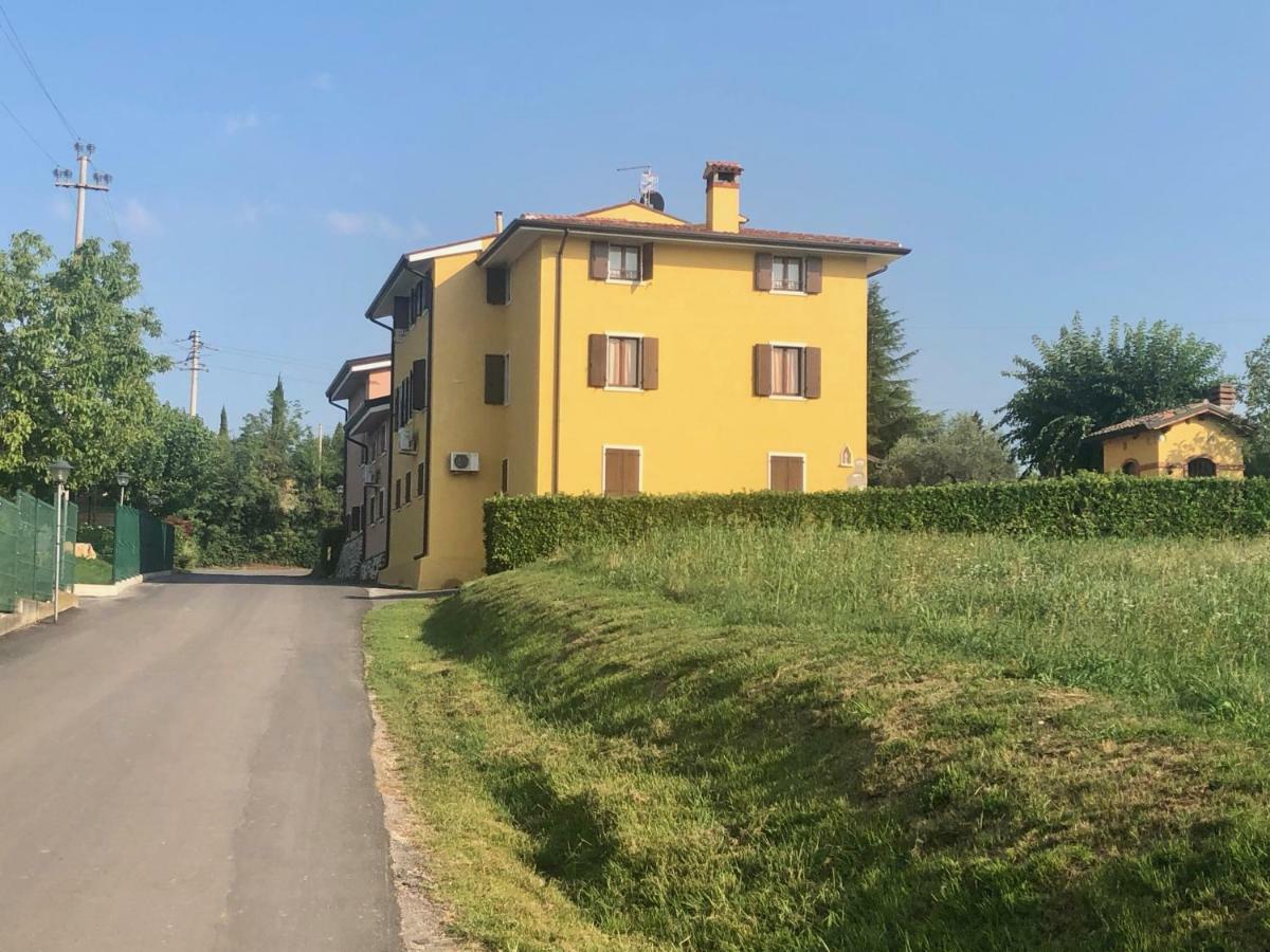 Apartment Rosa Cinderella Lazise Bagian luar foto